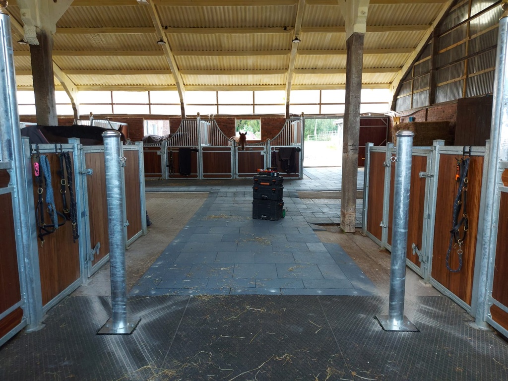 Bolt Down Tie Post (Galvanised)